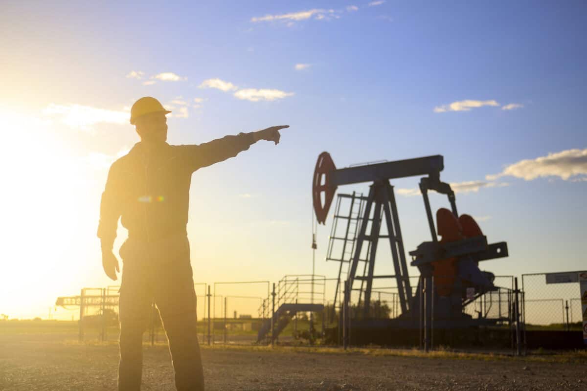 A TFSA Dividend Stock Yielding Close to 8%, With Cash Flow That Keeps Climbing