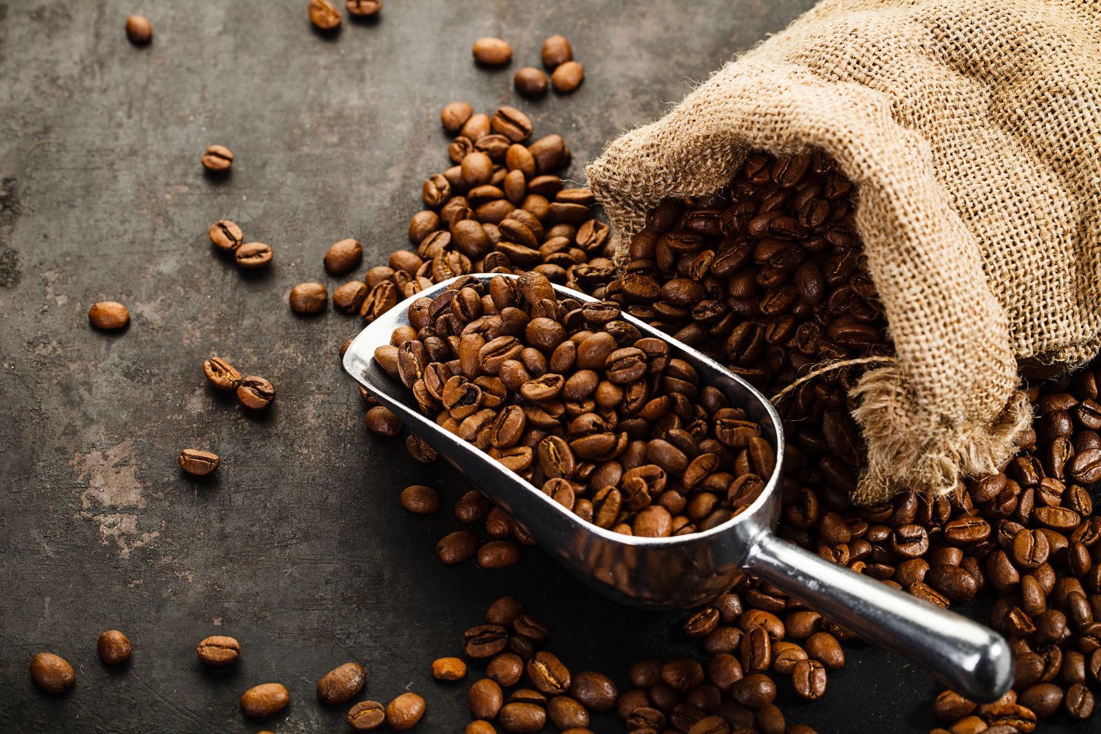 Dry Brazil Weather Forecasts Weigh on Coffee Prices