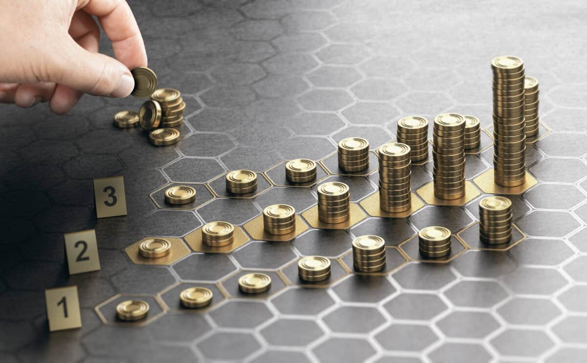 How Splitting $30,000 Across 3 TSX Stocks Could Generate Over $1,632 in Annual Dividend Income
